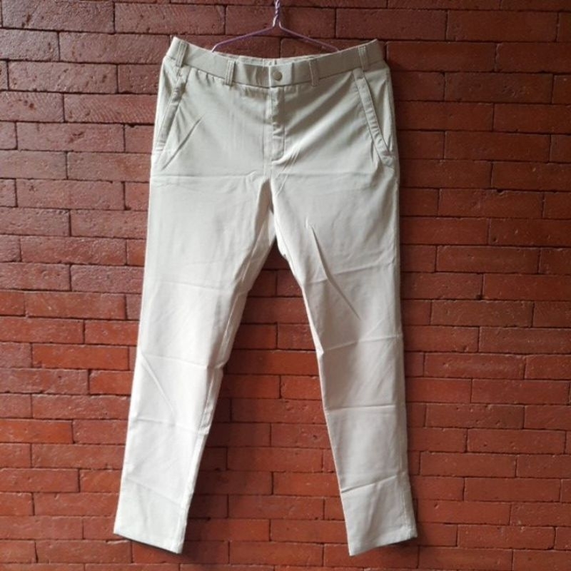 Preloved Celana Outdoor MERRELL