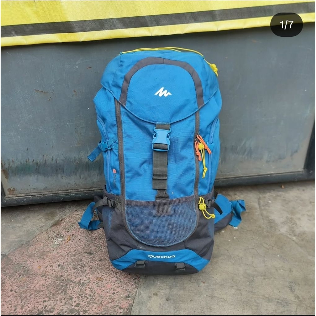 Dijual Tas Ransel Gunung Quechua Forclaz 60L