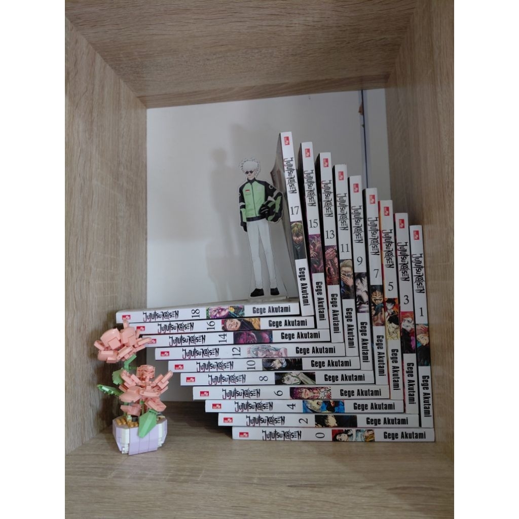 komik jjk (jujutsu kaisen) set, preloved