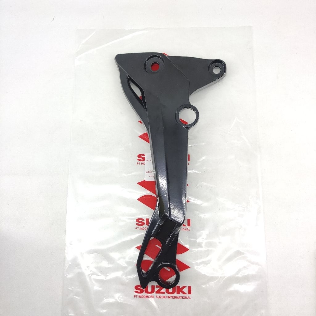 Bracket Breket Pilion Dudukan Footstep Foot Step Belakang Kanan Suzuki Shogun 125 SP - Shogun 125 FL