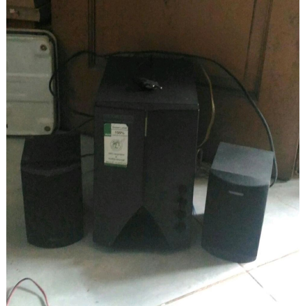 Speaker + Subwoofer Simbadda CST7000