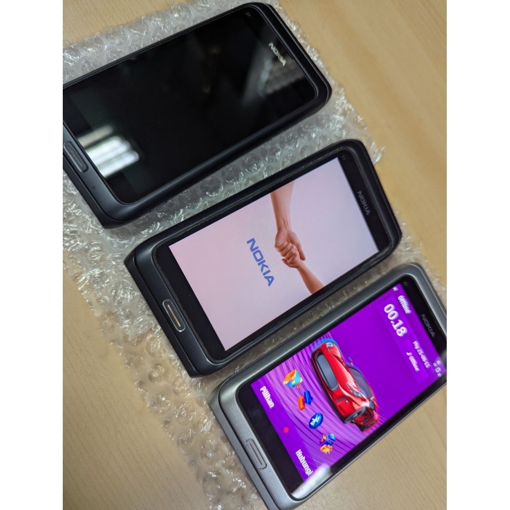 Nokia E7 mulus
