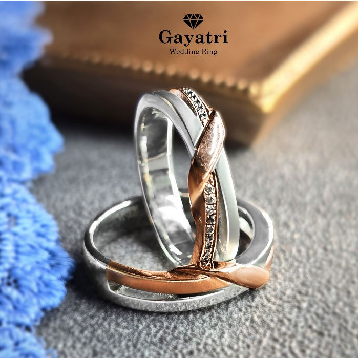 Cincin couple pernikahan & tunangan Silver 925 - Emas - Palladium | by Gayatri wedding ring