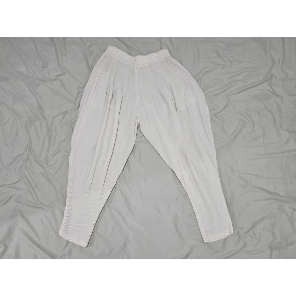 (PRE-LOVED) Celana Panjang Wanita Perempuan Model Balon Bahan Karet Warna Putih Premium Kekinian