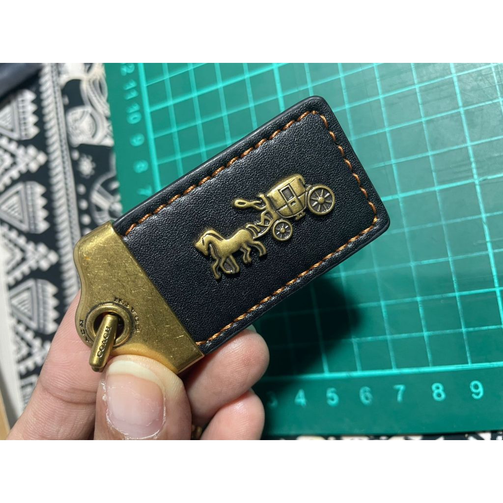 Bag Charm Hang Tag Biji Lada Coach Rogue 1941 Hitam Black Kulit Asli Cakep Authentic