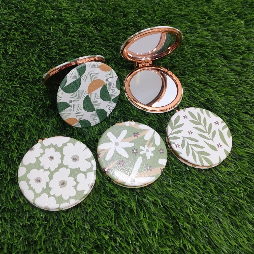 MINISO BALI | Cermin Lipat 2 Sisi / Cermin Lipat Mini / Kaca Flip Saku Cermin Travel