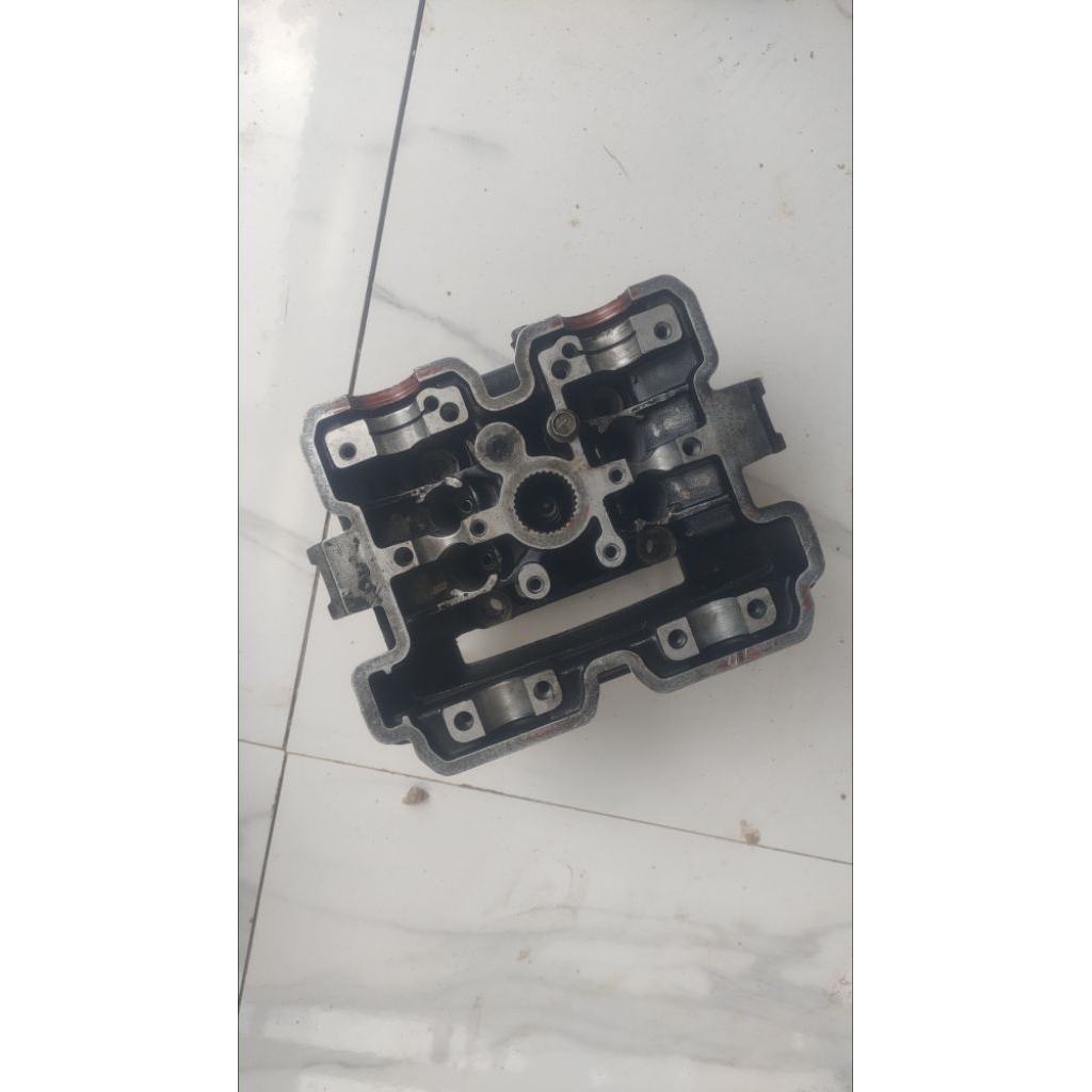 HEAD SATRIA FU SUDAH PORTING TEMPAT NOKEN BARET DIKIT TAPI AMAN BEKAS PAKAI