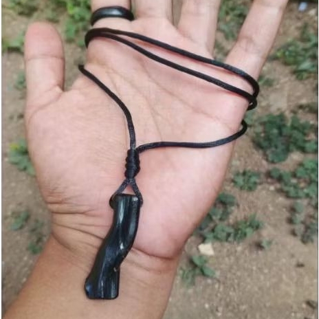 Kalung Liontin Akar Bahar Hitam Asli