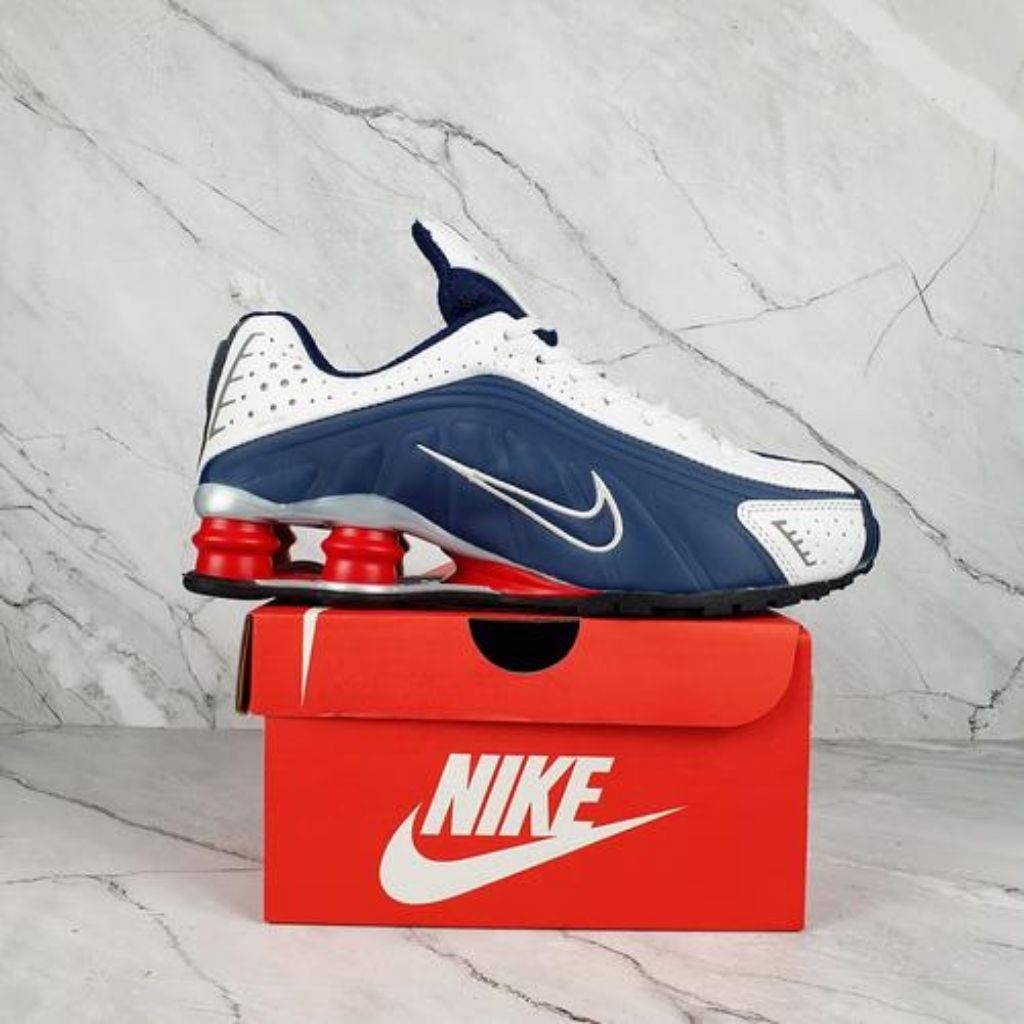 SEPATU NIKE AIR SHOX R4