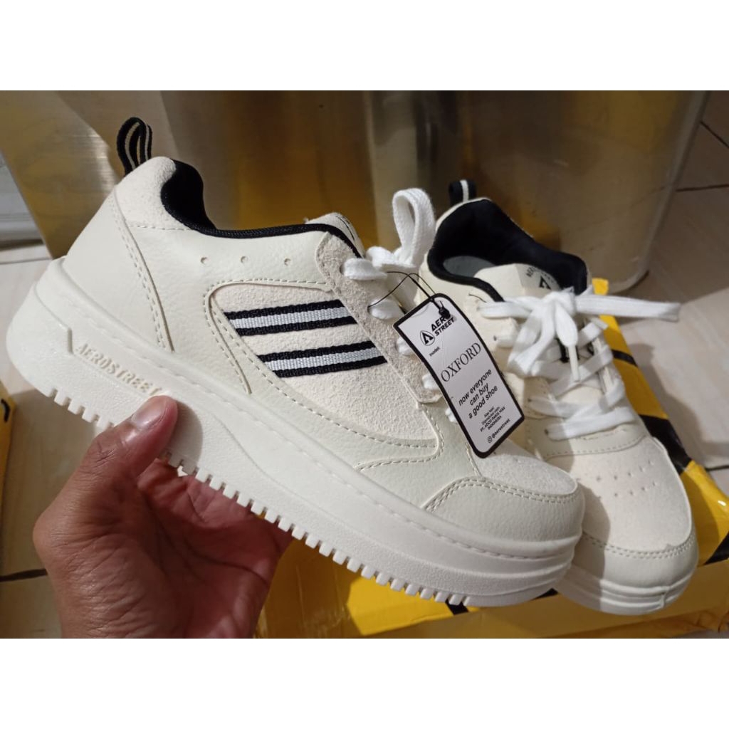 sepatu Aerostreet Oxford