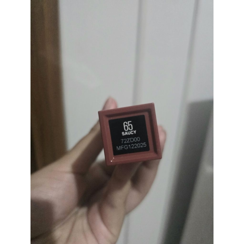 preloved maybelline vinyl ink saucy