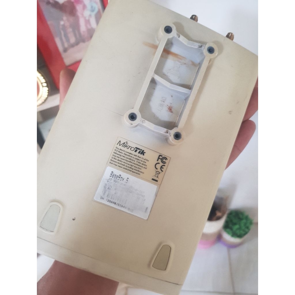 Router Mikrotik Basebox 5