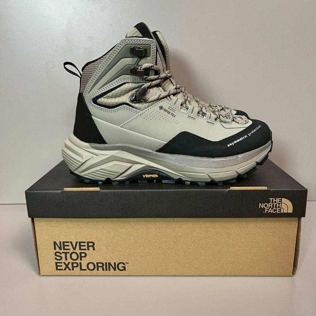 Sepatu Hiking The North Face High Goretex Boots Grey Original BNIB