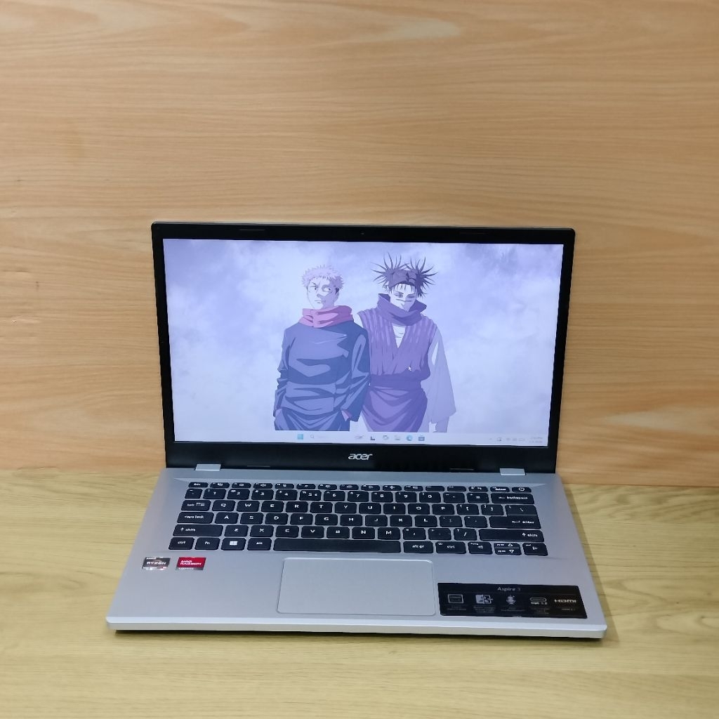 laptop acer aspire 3 amd ryzen 5-7520U ram 8gb/ssd 512gb fhd ips