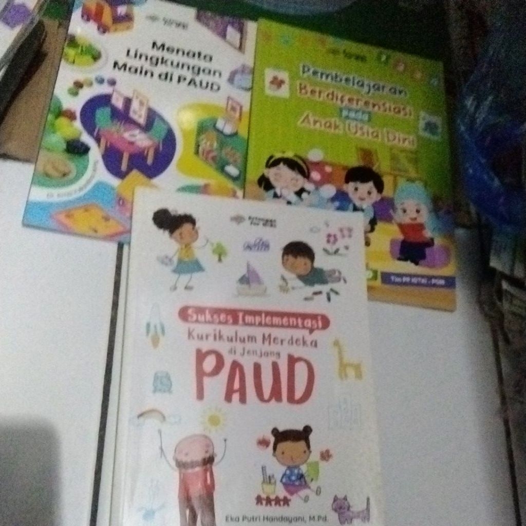 Buku bekas Paud ( pendidikan anak usia dini )