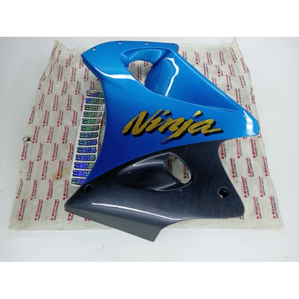COVER BODI DEPAN FAIRING ATAS BODY SAYAP FAIRING ATAS NINJA RR OLD CBU ZX BAGIAN KIRI BAHAN GADING O