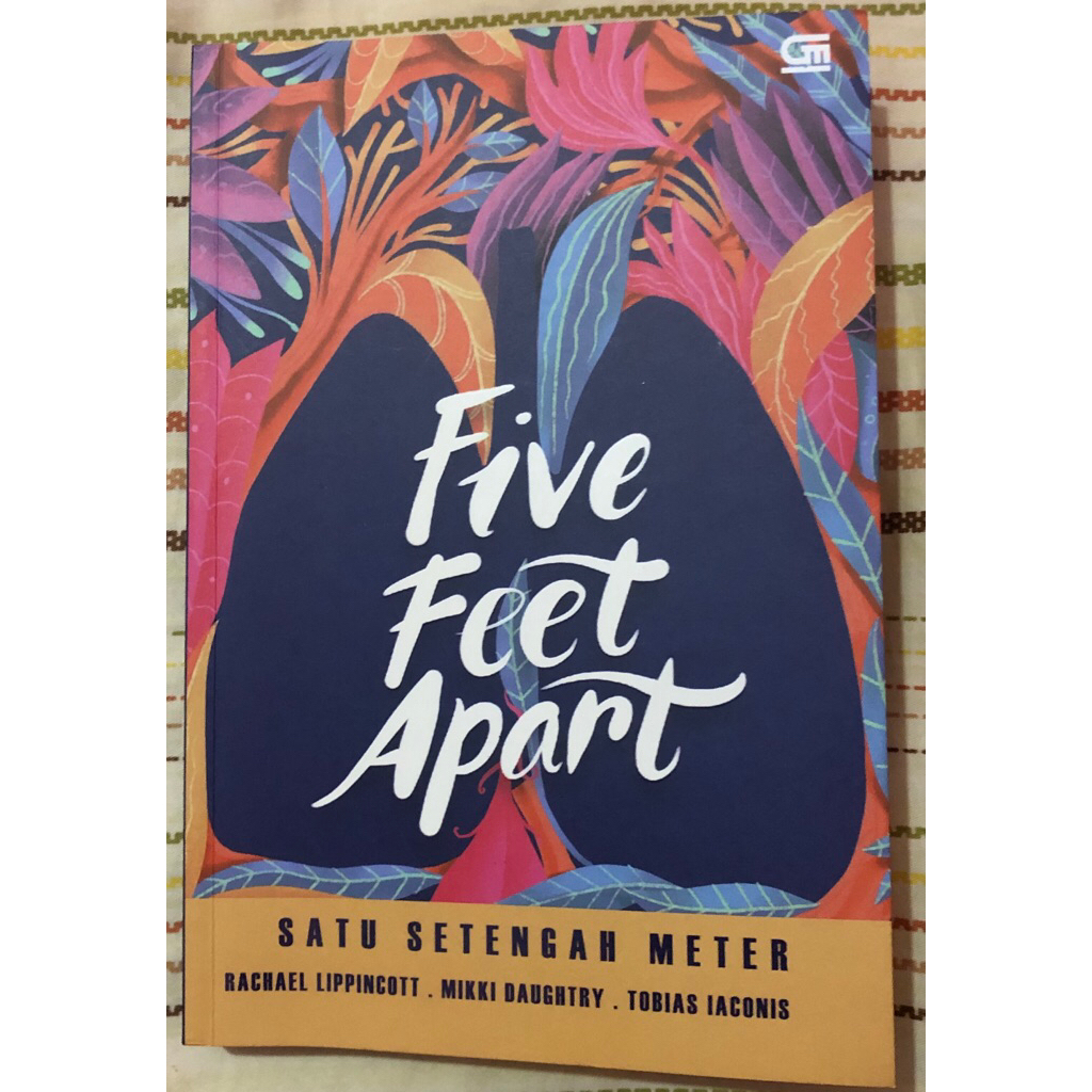 Preloved Buku Five Feet Apart