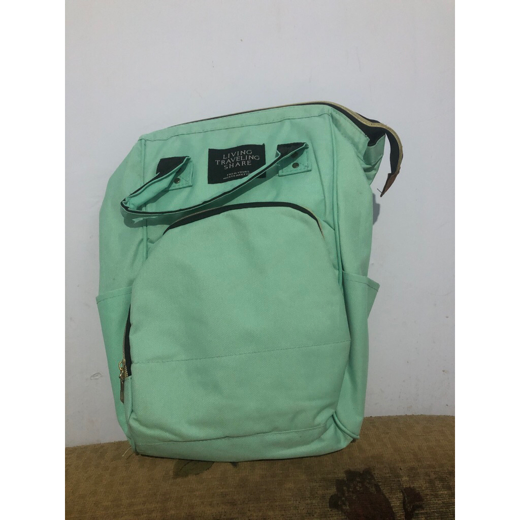 Tas Living Traveling Share (free pouch besar)
