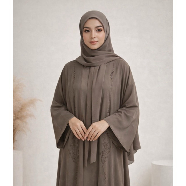 Aurelia Abaya – Elegant Nude Embellished