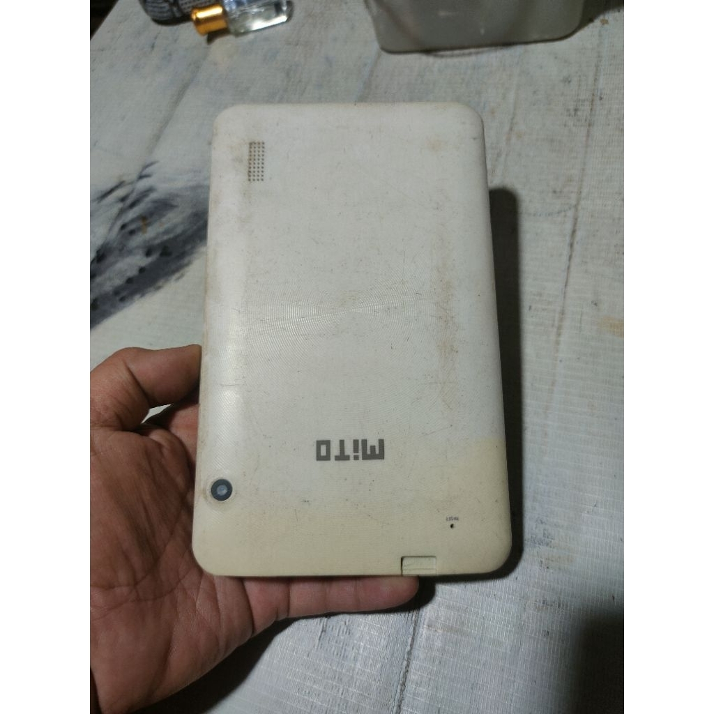 tablet Mito Layar 7 inch second seadanya tipenya tidak tahu lagi