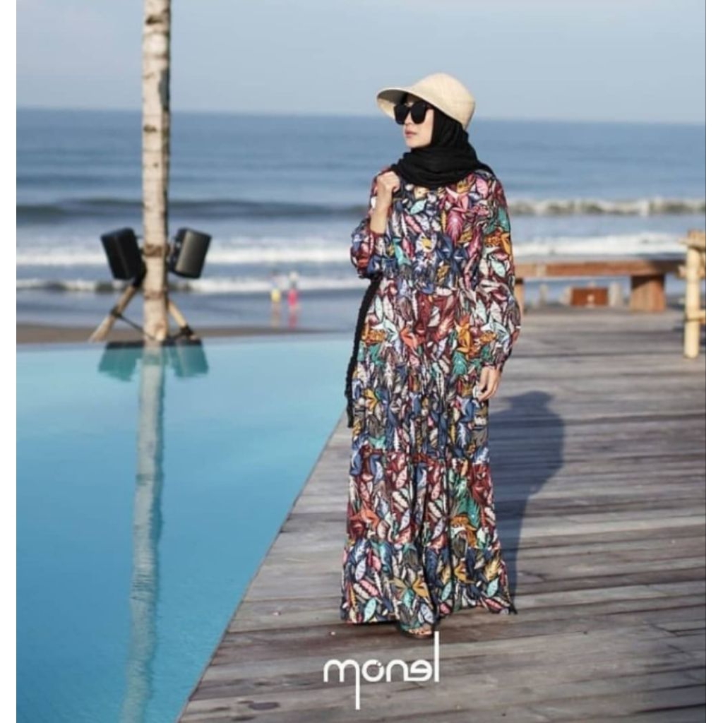 monel pl dress like new size s ld 102 cm