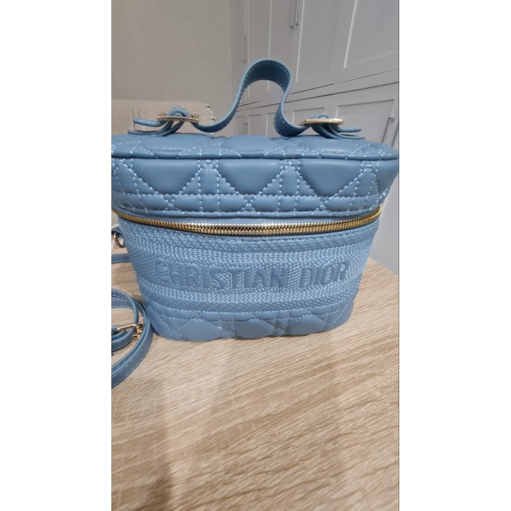 CD vanity bag