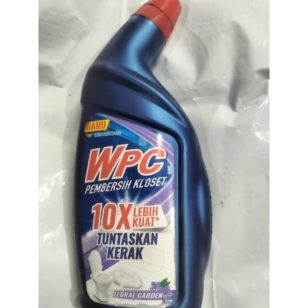 wpc pembersih closet 600ml