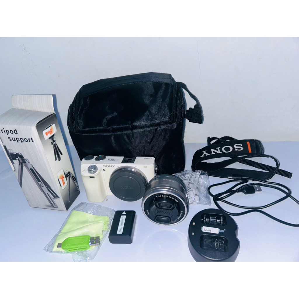 KAMERA MIRRORLESS SONY A6000