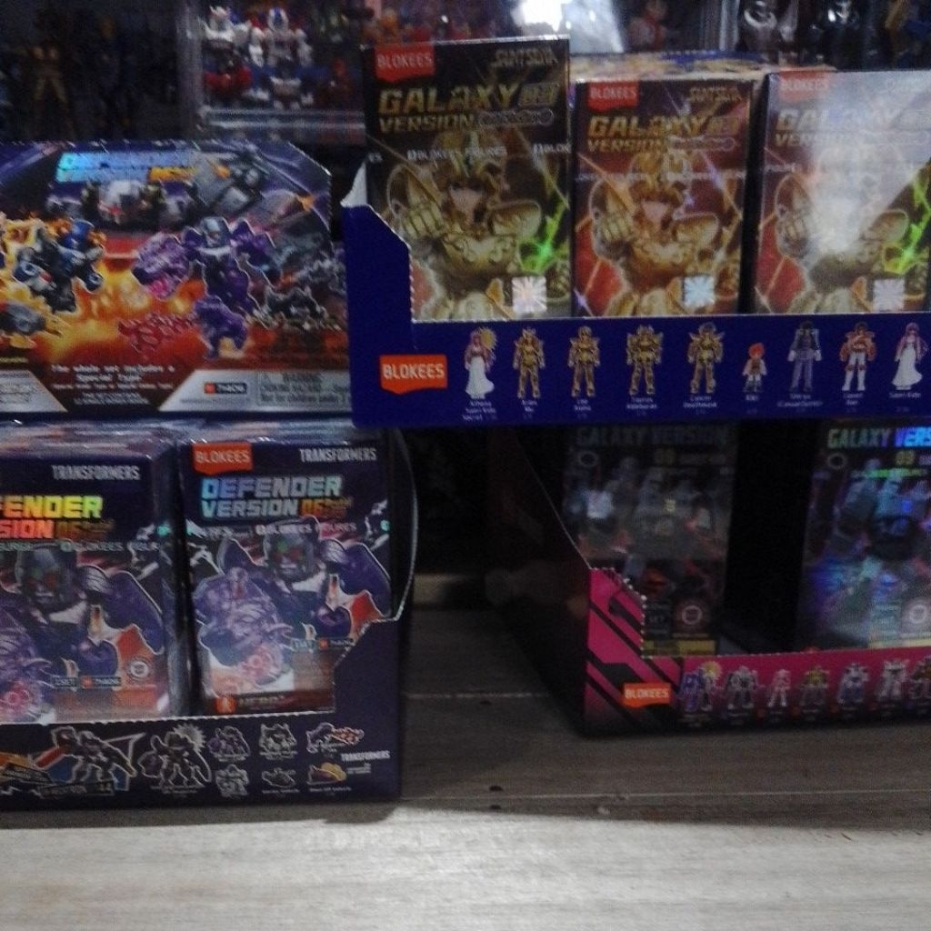bundling jon diecast & blokees