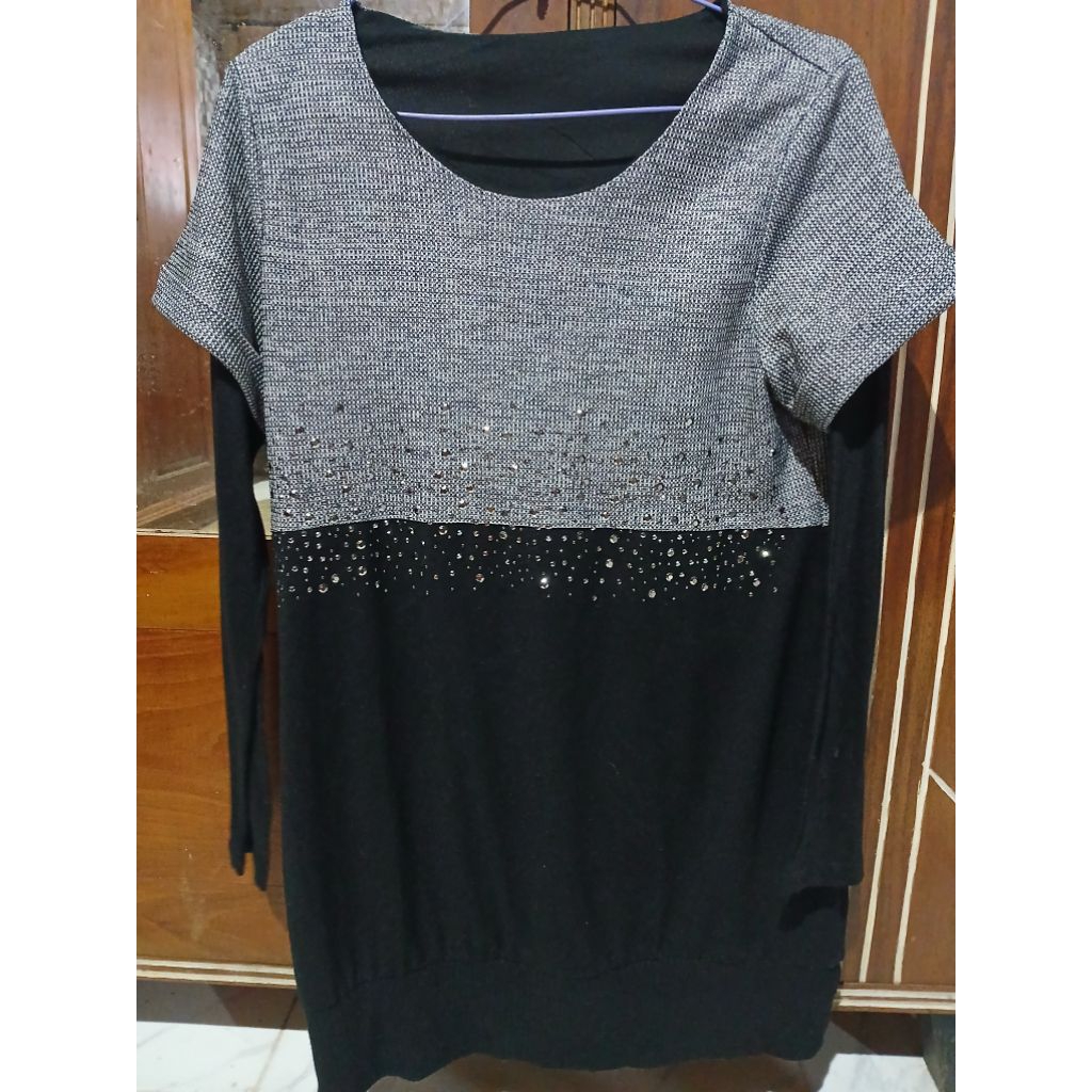 Atasan Preloved Murce