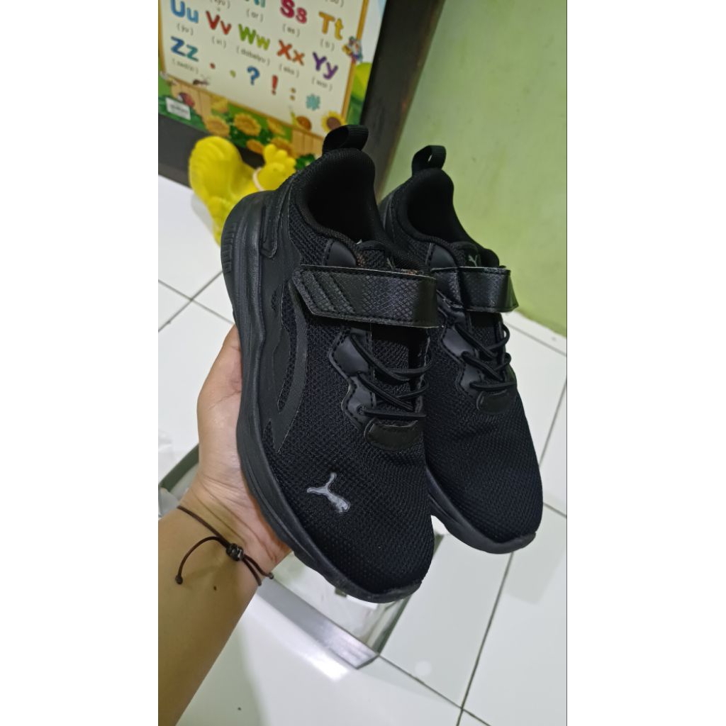 Sepatu Puma Anak