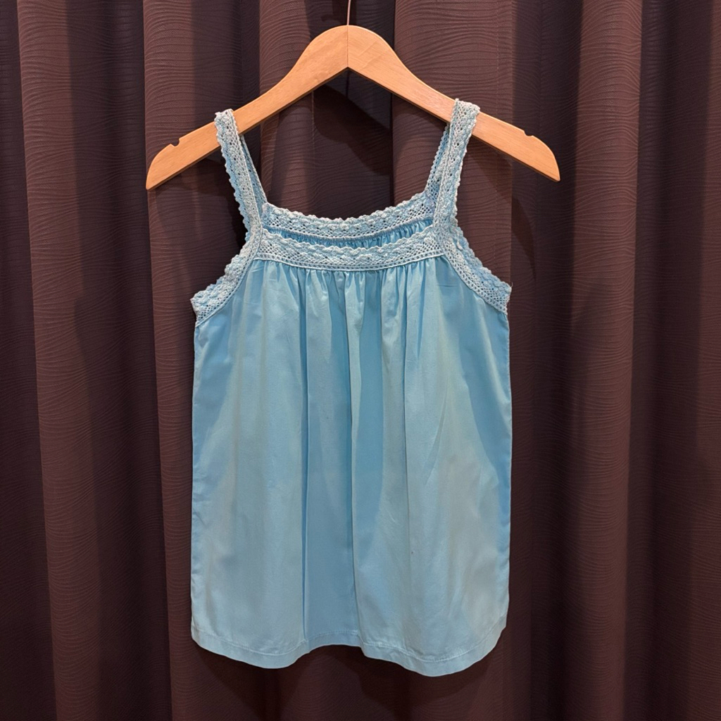 outer biru renda atasan wanita