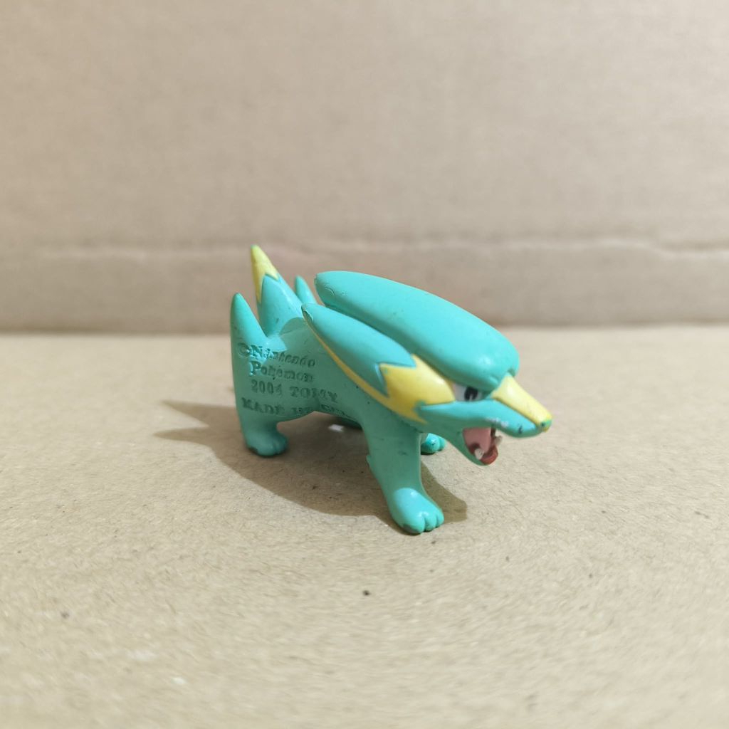 Pokemon electrike tomy moncolle super rare