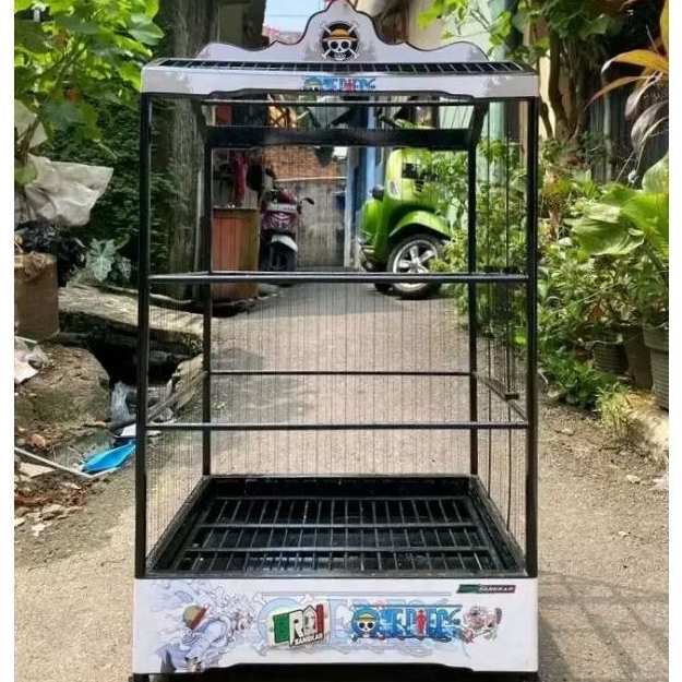 Sangkar model Bro ambrukan