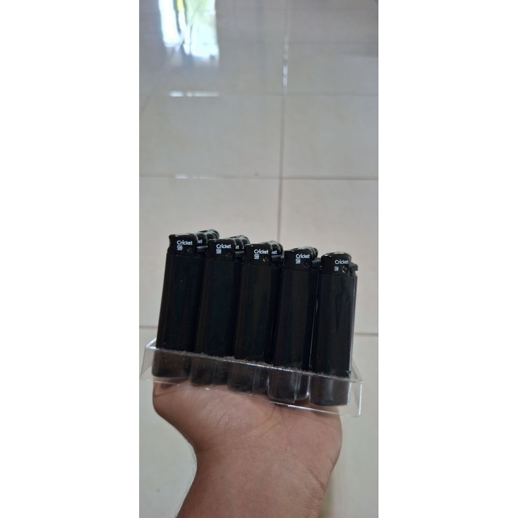 korek cricket hitam polos roda