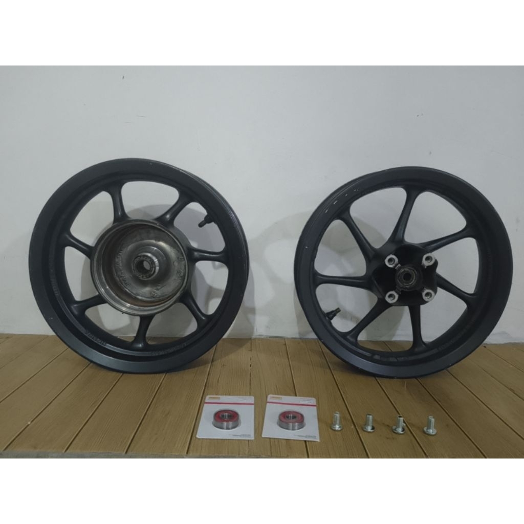 BUBUT velg BUBUT ring 12 scoopy original LIKE NEW