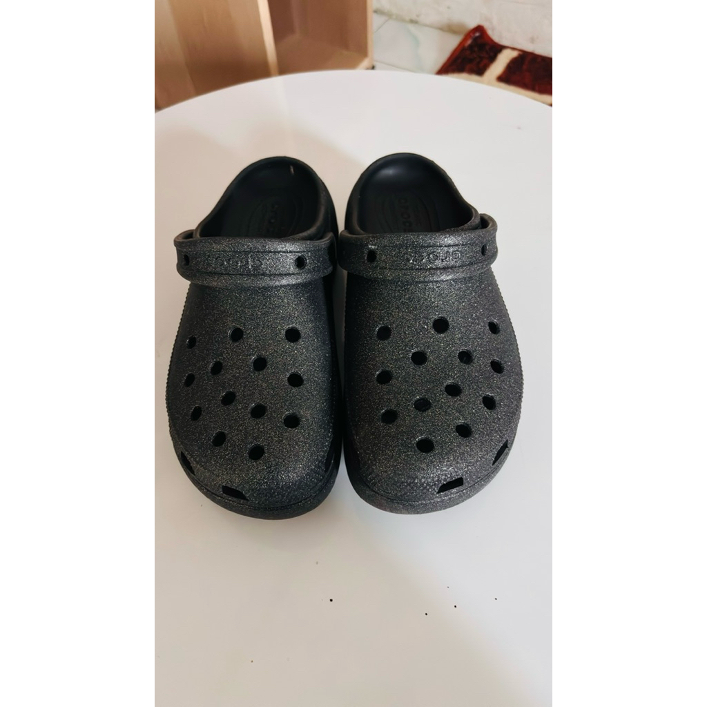 crocs platform glitter