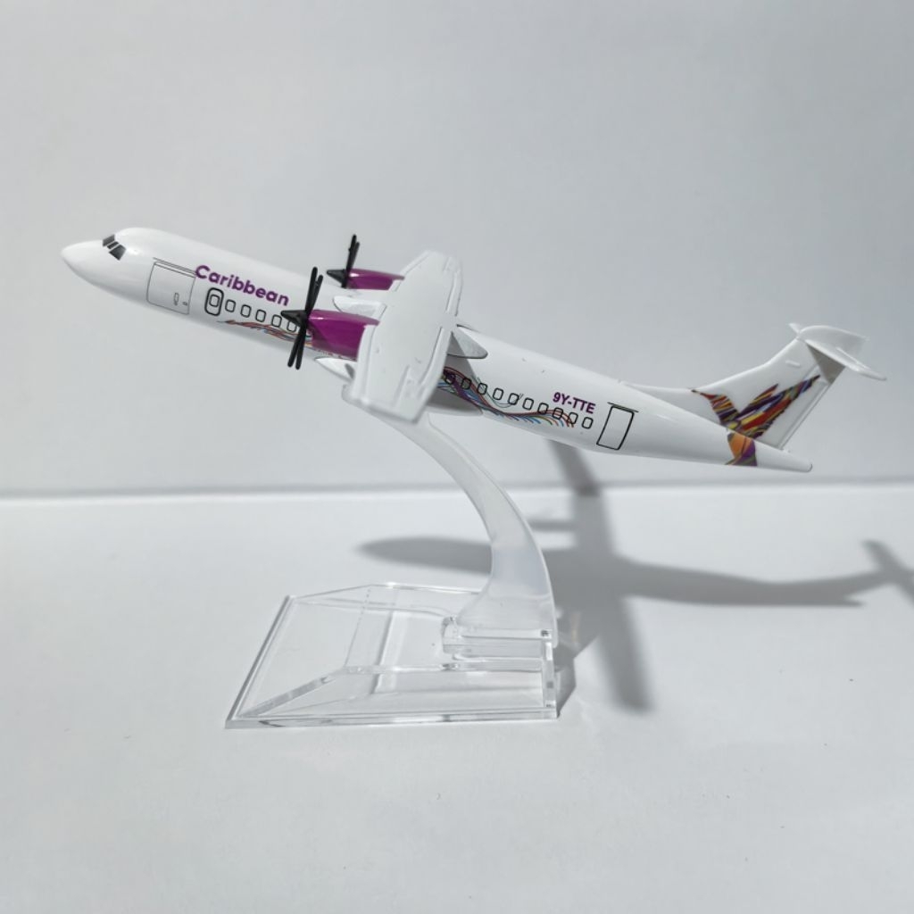16CM ATR CARIBBEAN MINIATUR PESAWAT DIECAST BESI METAL PAJANGAN DISPLAY