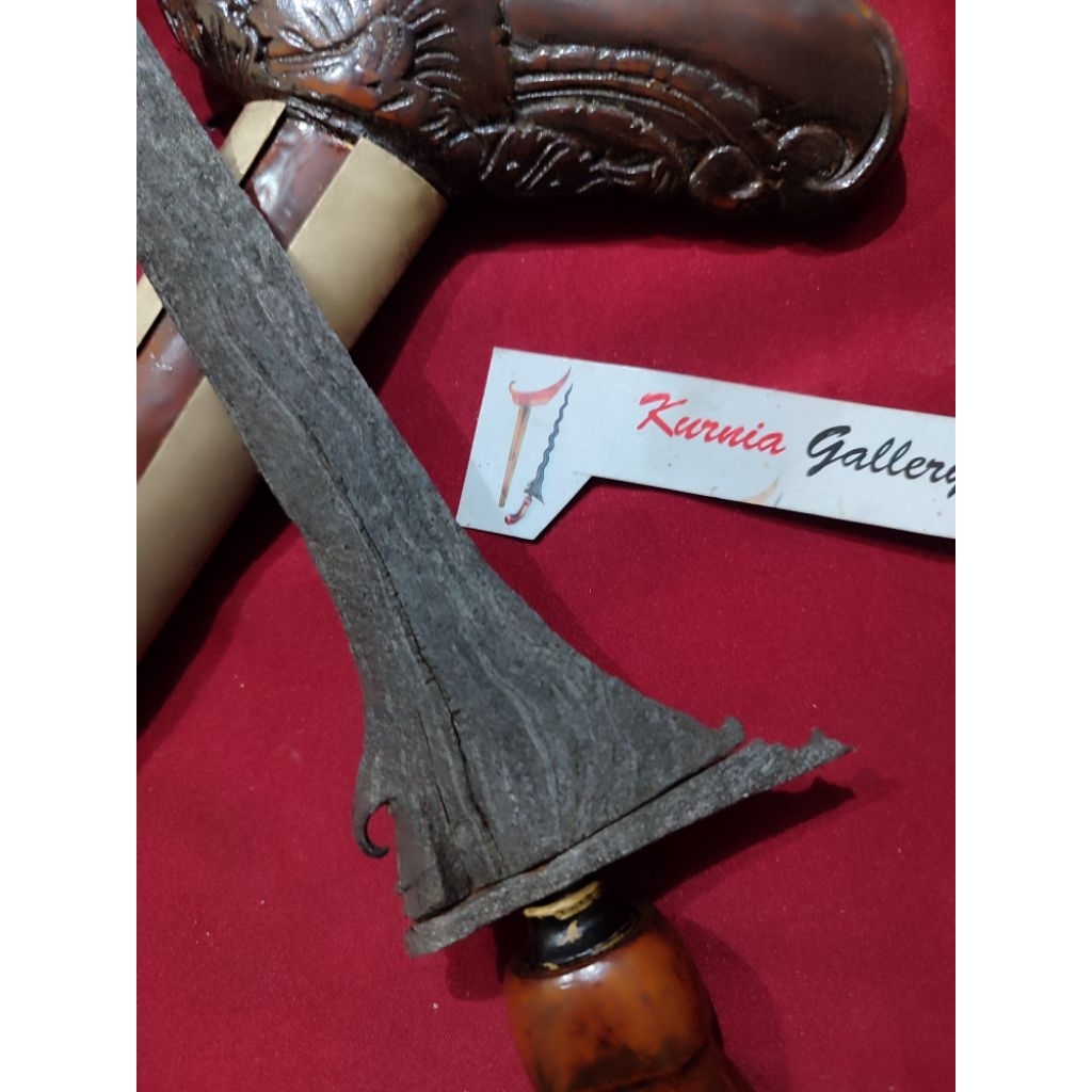 Keris Sepuh Pamor Banyu mili