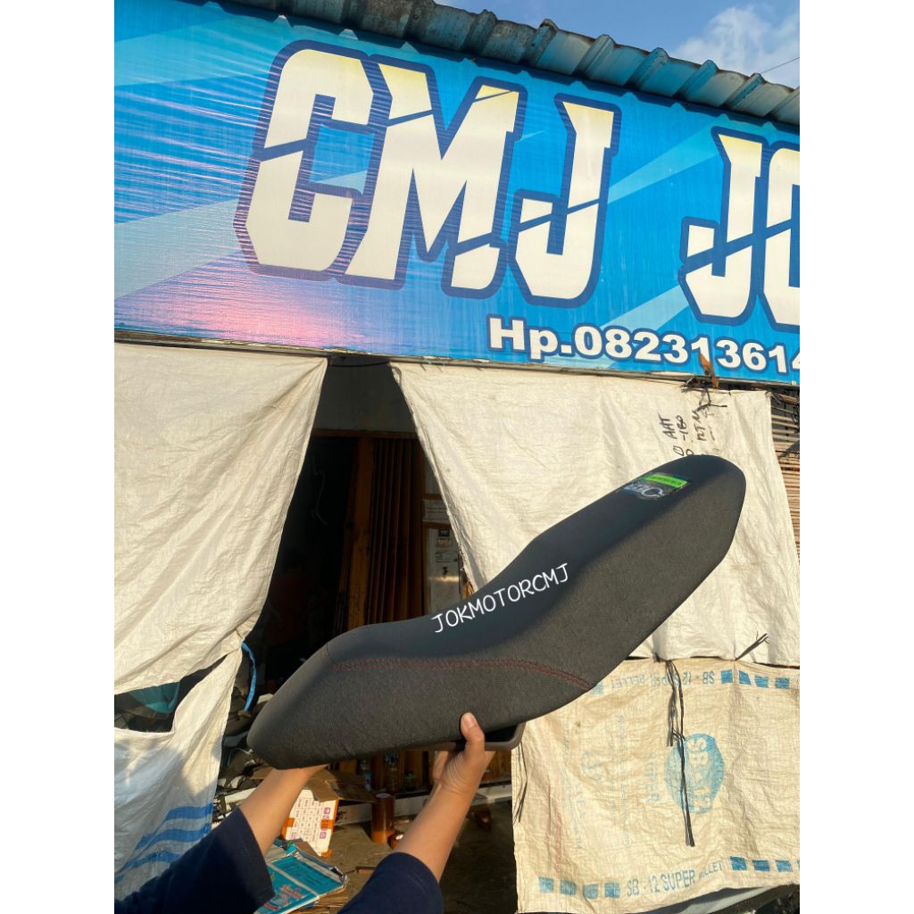 JOK SATRIA FU ROADRACE BEDUDUNG BERKUALITAS NYAMAN ANTI LICIN - SARUNG/JOK MOTOR SATRIA MOTIF OZZA B