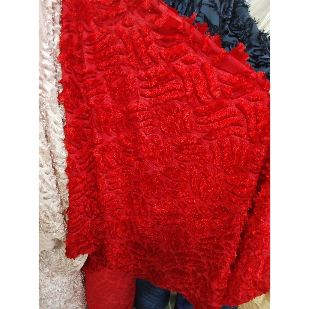 KAIN BAHAN ORGANZA BULU² TIMBUL/BAHAN ADEM, LEMBUT DAN MANIS (Harga per setengah meter)