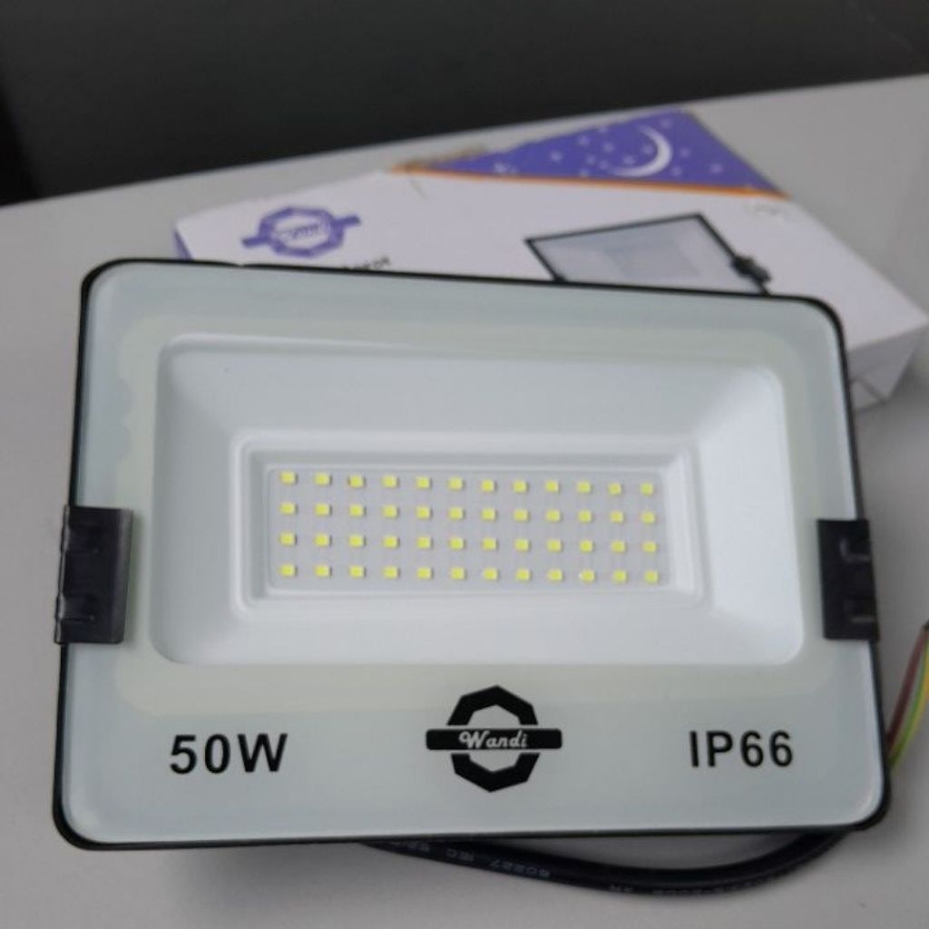 Lampu sorot 50 watt putih