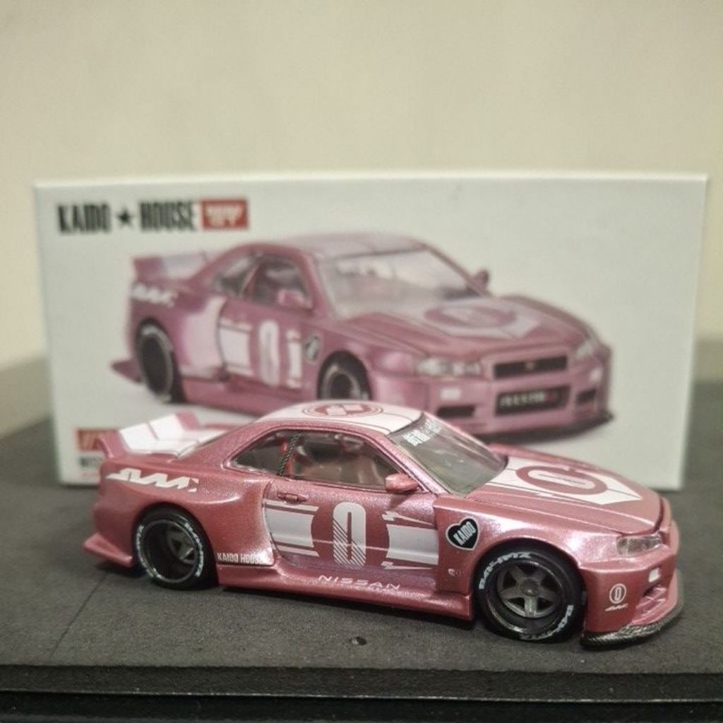 Kaido house nissan skyline gtr r34 pink