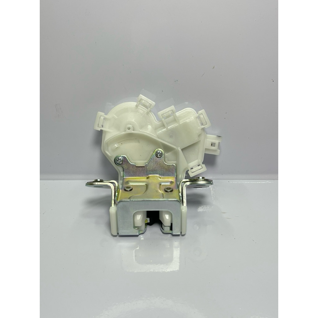 - [ ] Door Lock Pintu Bagasi Xpander Nissan All New Livina ORIGINAL