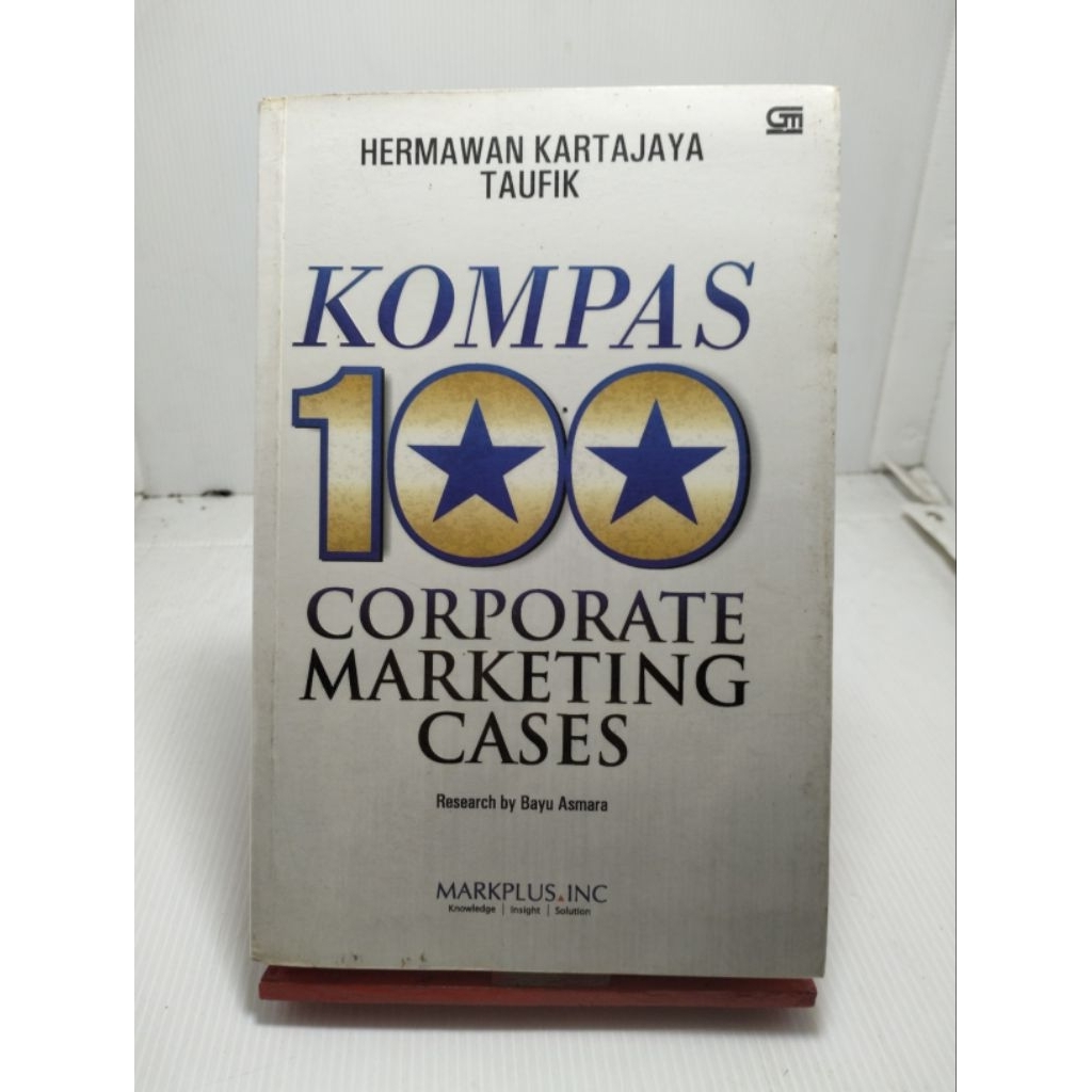buku KOMPAS 100 CORPORATE MARKETING CASES