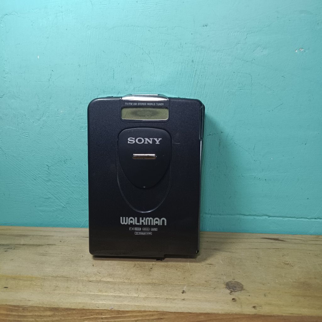 walkman sony WM-FX1