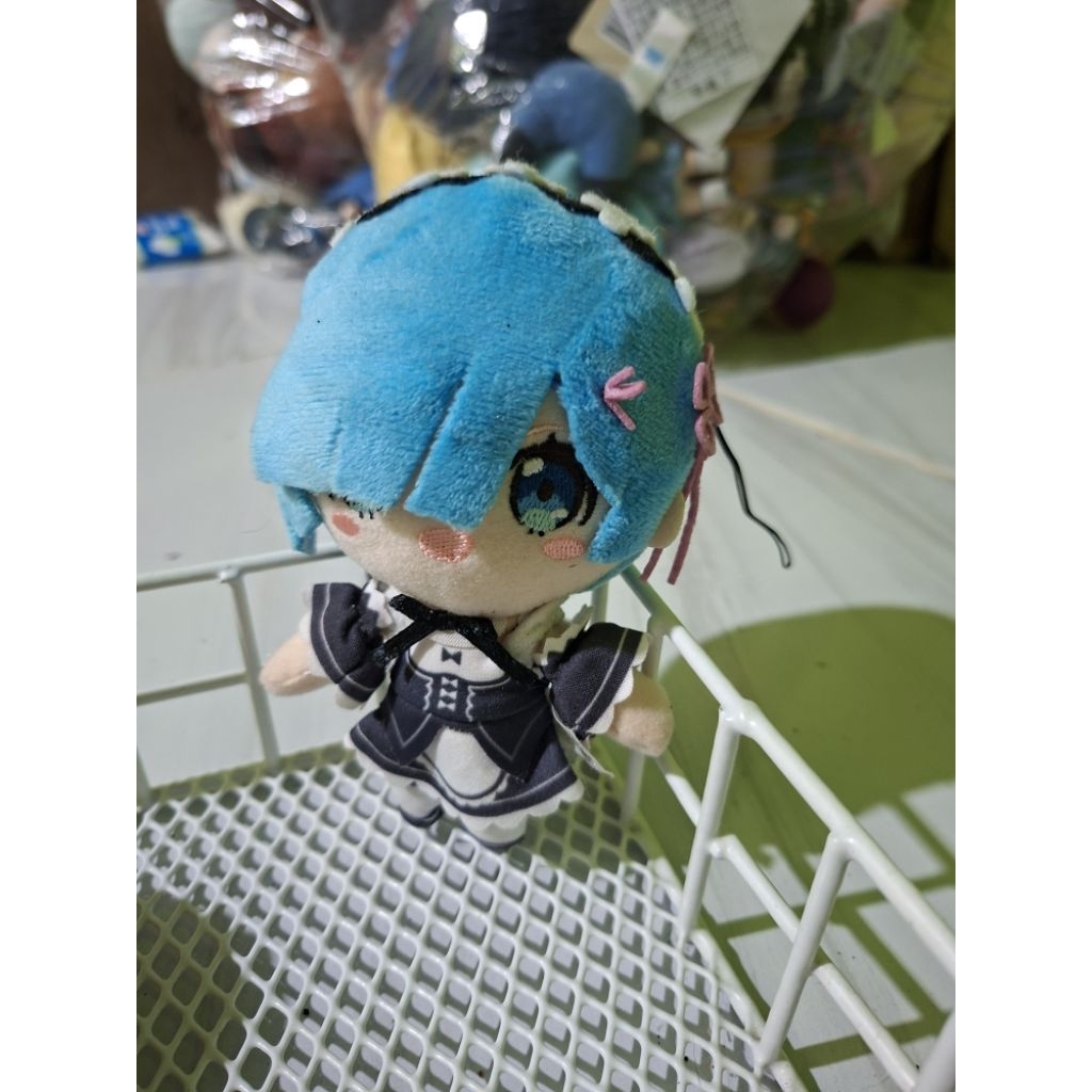 twisted wonderland nesoberi Azul Leona floyd rezero Emilia lycoris recoil takina inoue ram rem rezer