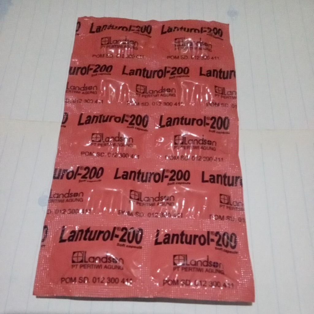 Vitamin E 200mg - strip 10 kapsul