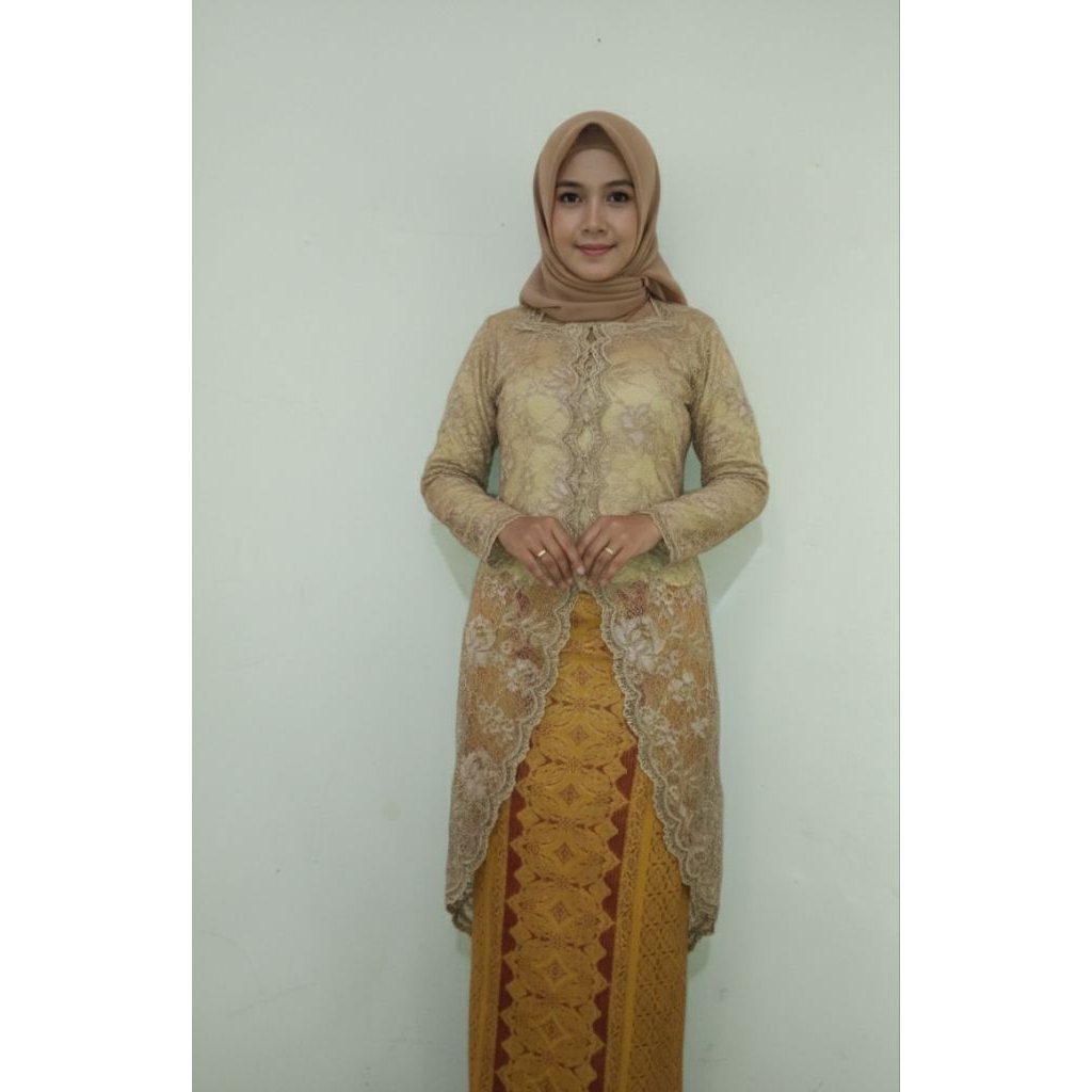 kebaya coksu  kancing depan
