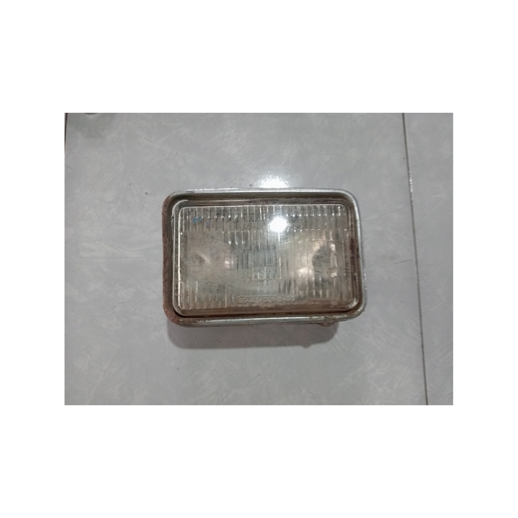 Lampu Depan Suzuki A100 ORI